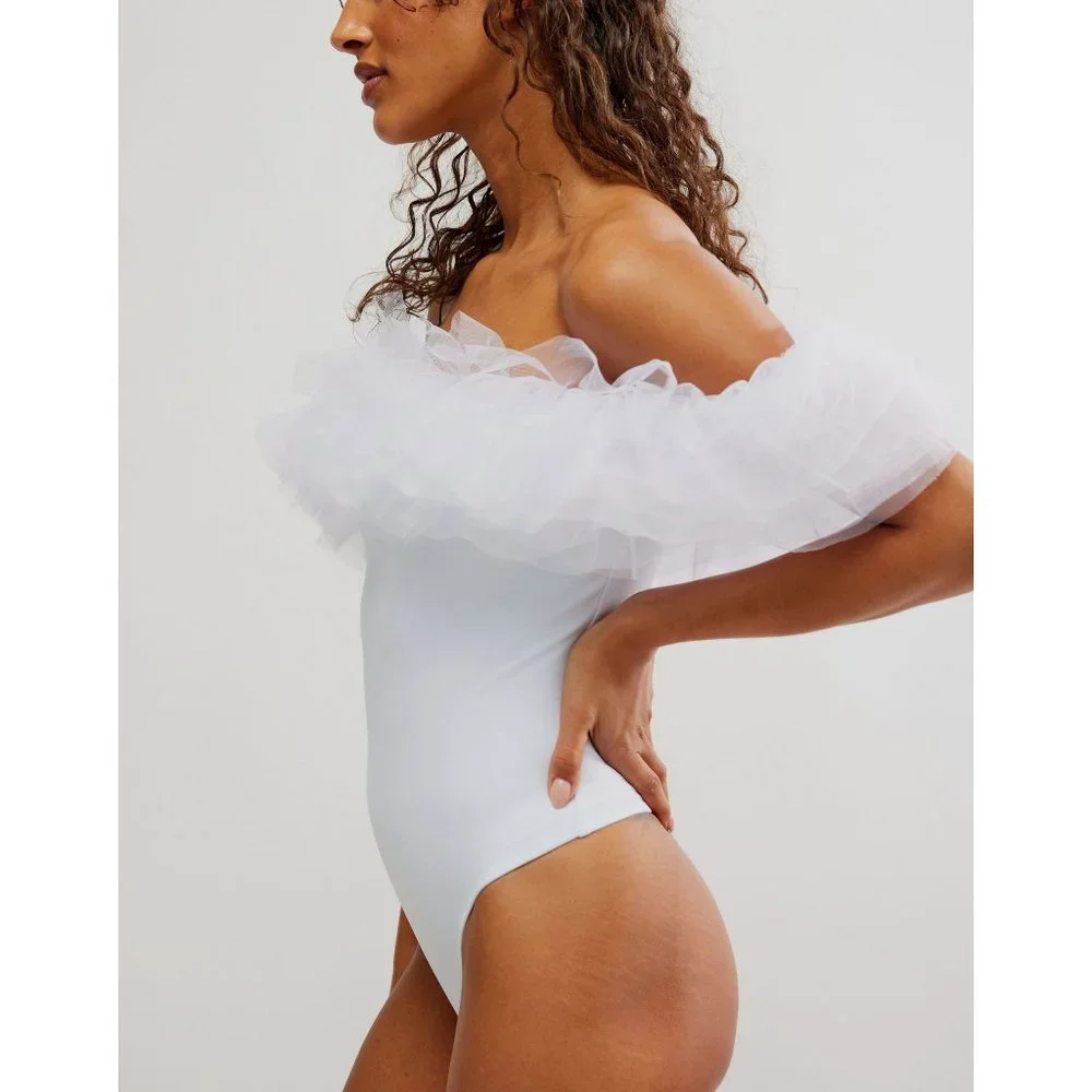 🎉LAST CHANCE🎉 FREE PEOPLE Big Love Bodysuit / White - Picture 6 of 9